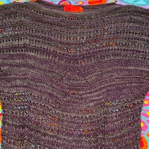 Juniors purple short sleeved sweater S